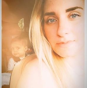 Meet your Posher, Thea